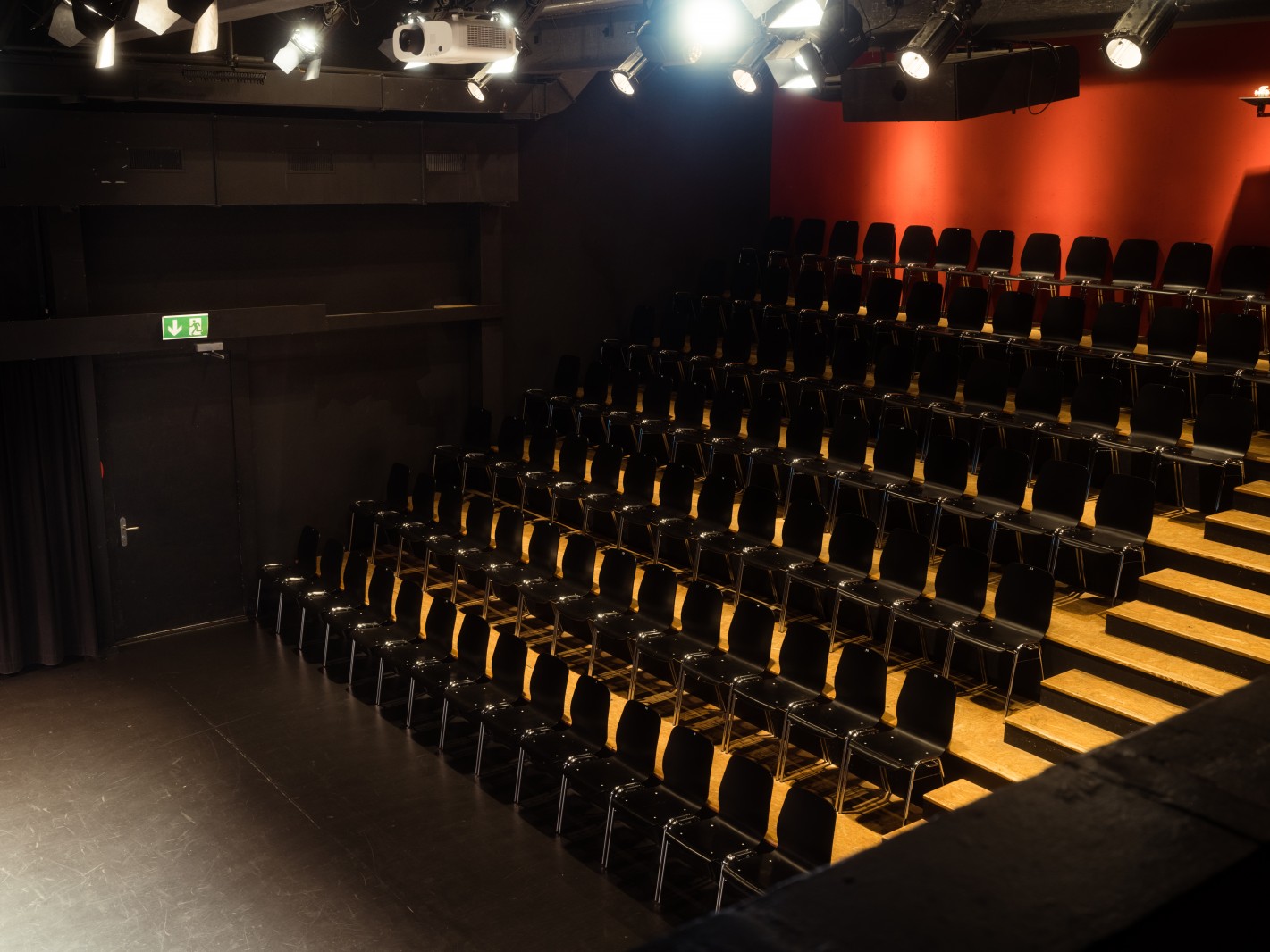 Theater Pavillon_2025_Theatersaal1_Julian Stettler.jpg